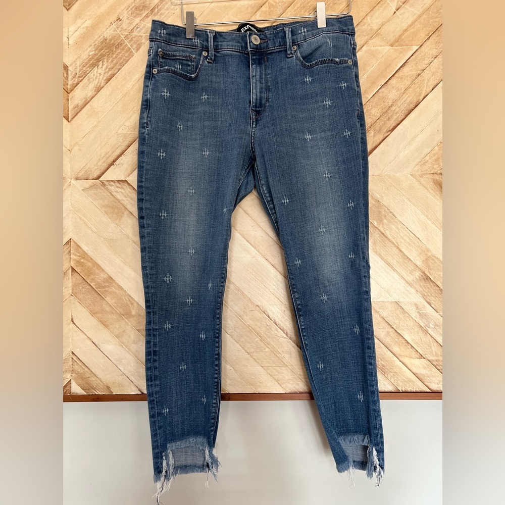 Express Women’s Cropped Patterned Jeans